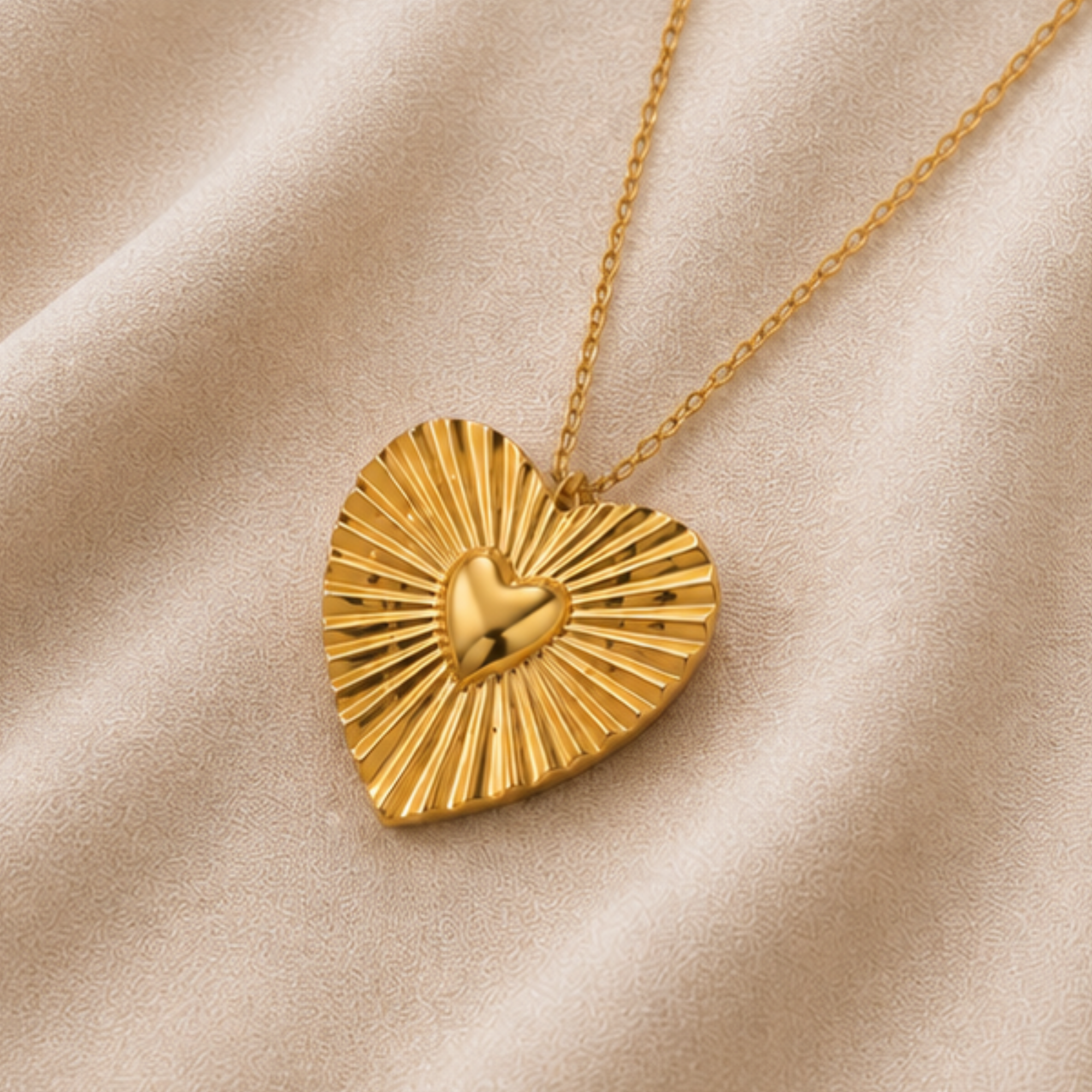 Aurelia Heart Necklace