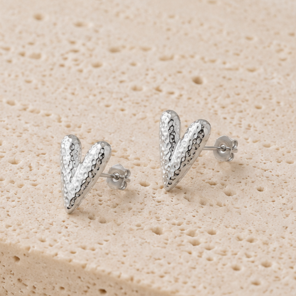 Vivi Heart Earrings
