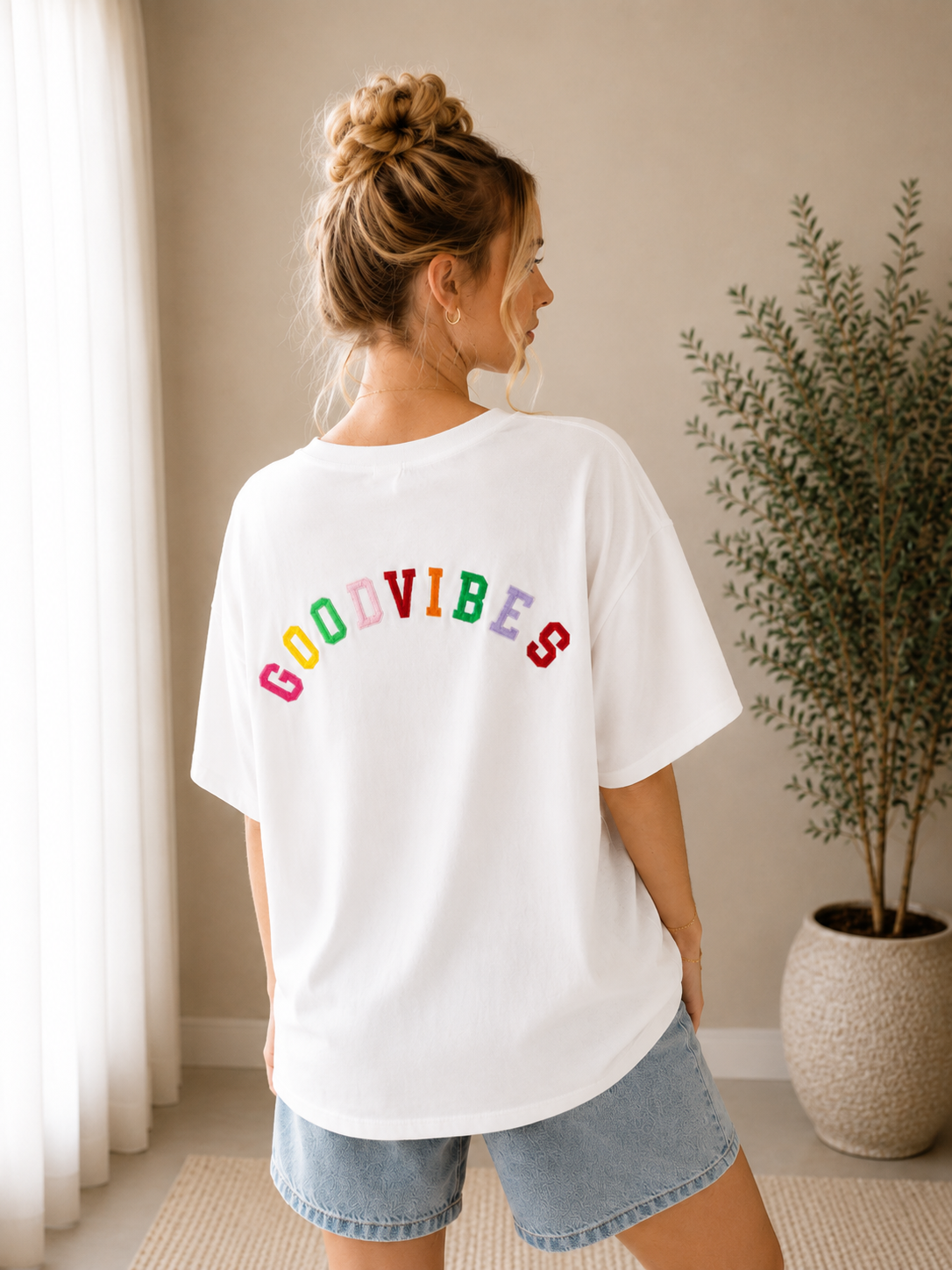 Good Vibes Sweatshirt White