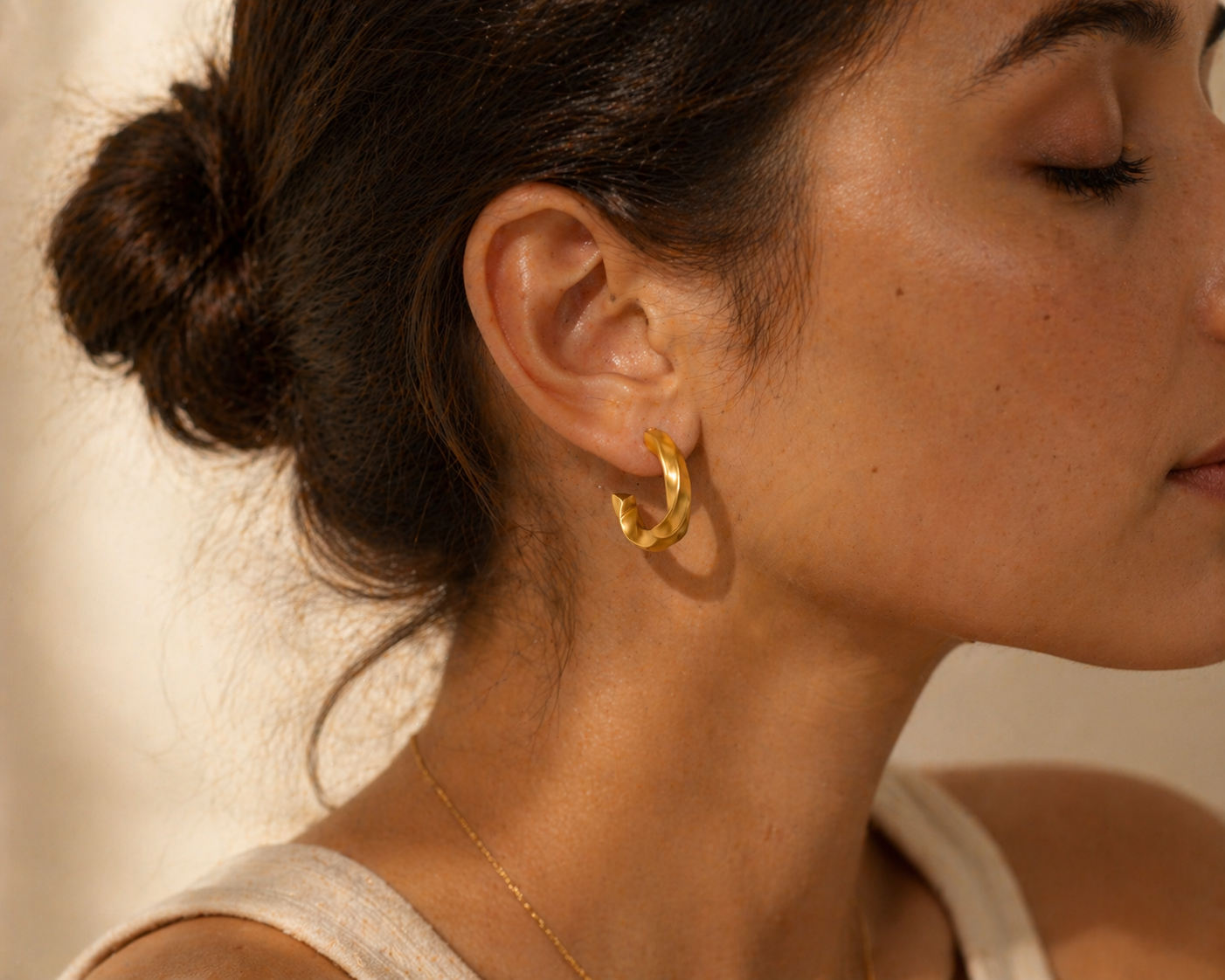 C-Shaped Chunky Twist Hoops