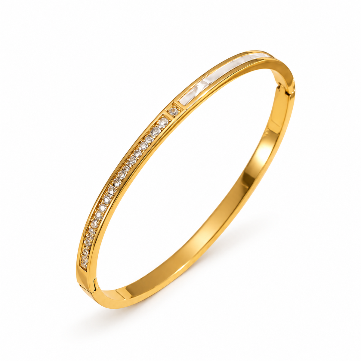 Clara Bangle